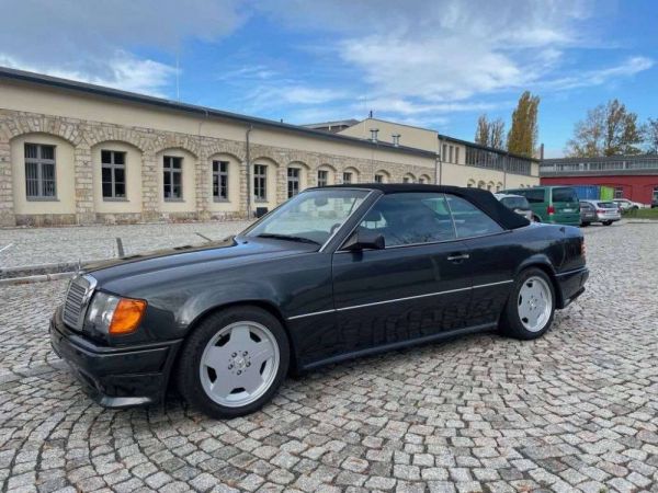 Mercedes-Benz 300 CE-24 1993 15045
