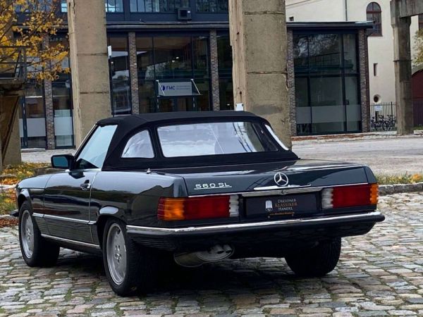 Mercedes-Benz 560 SL 1986 15097
