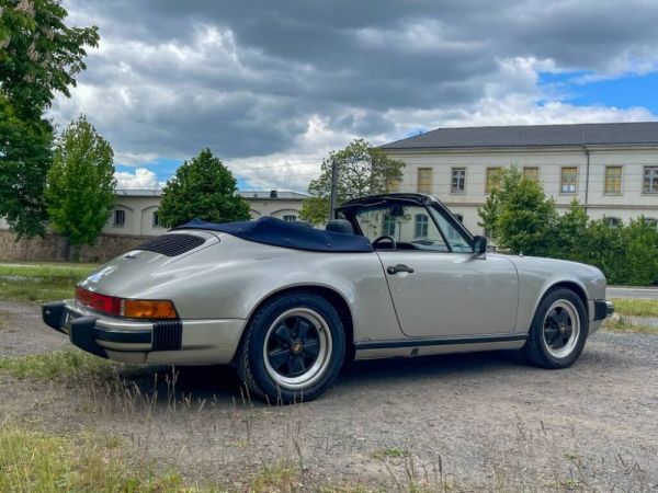 Porsche 911 Carrera 3.2 1984 117842