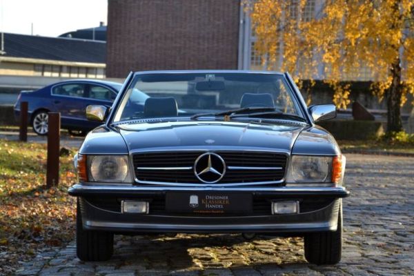 Mercedes-Benz 300 SL 1987 131079