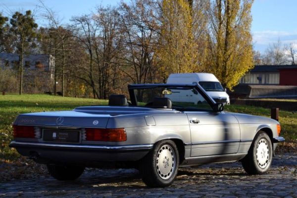 Mercedes-Benz 300 SL 1987 131081