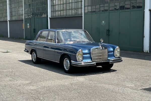 Mercedes-Benz 250 SE (W111) 1966