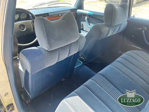 Mercedes-Benz 280 SE 1975 132573