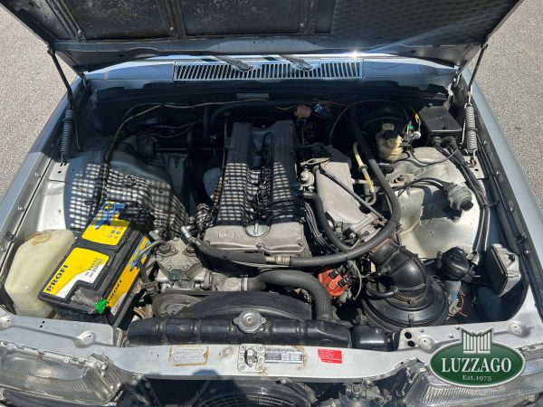 Mercedes-Benz 280 SE 1975 132575