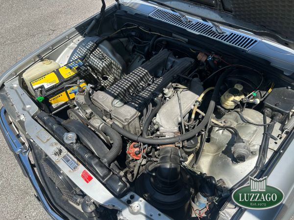 Mercedes-Benz 280 SE 1975 132576