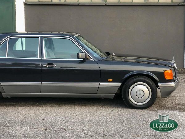 Mercedes-Benz 300 SE 1988 133507