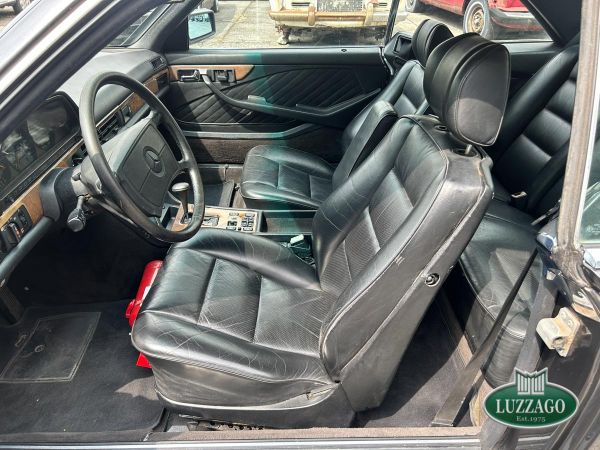 Mercedes-Benz 560 SEC 1989 133522
