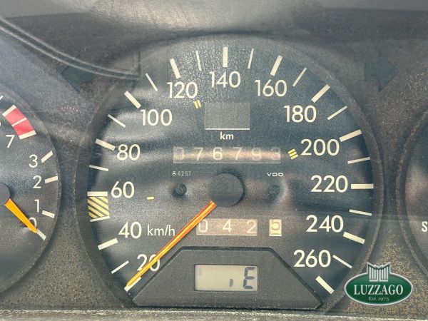 Mercedes-Benz 560 SEC 1989 133528