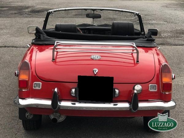 MG B 1974 133630
