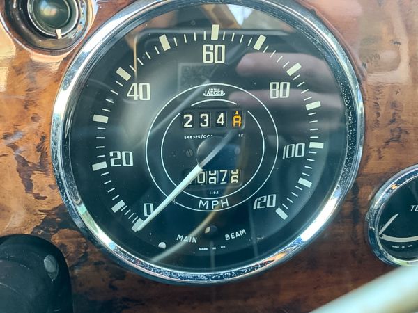 Triumph TR4 IRS 1965 133824