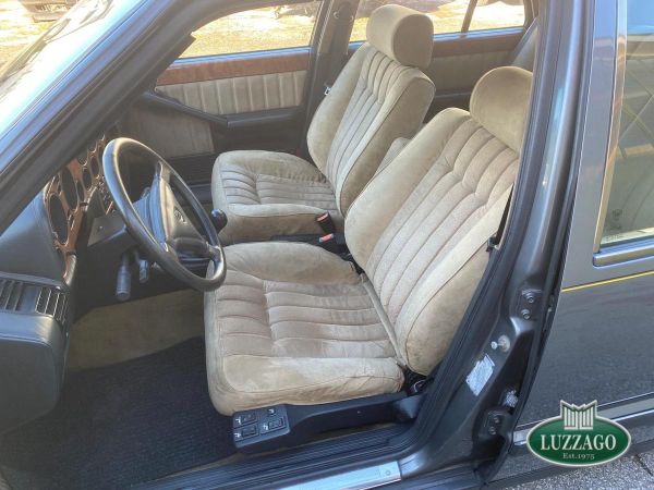 Lancia Thema Ferrari 8.32 S1 1987 135602