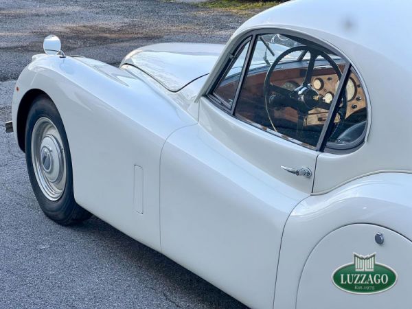 Jaguar XK 120 FHC 1953 68663