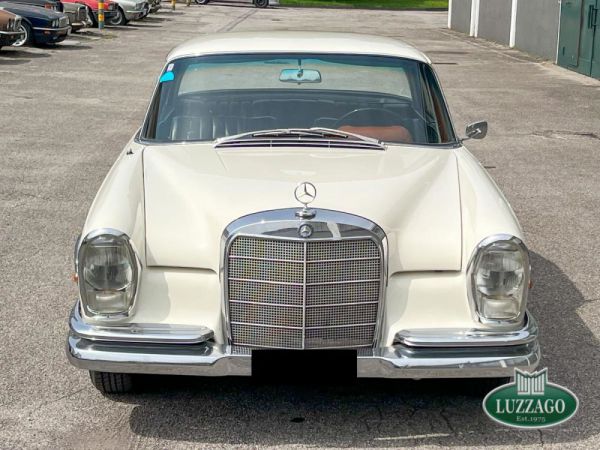 Mercedes-Benz 220 SE b 1966 68769