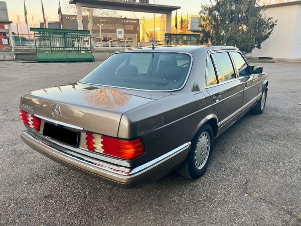 Mercedes-Benz 560 SEL 1987 68840