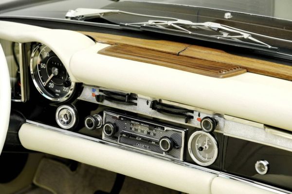 Mercedes-Benz 280 SL 1969 127243