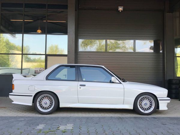 BMW M3 1987 24885