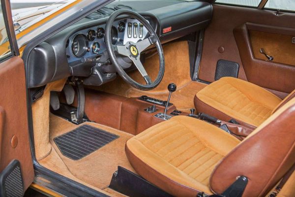 Ferrari Dino 308 GT4 1975 25087