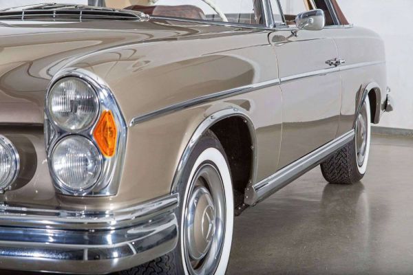 Mercedes-Benz 300 SE 1964 25166