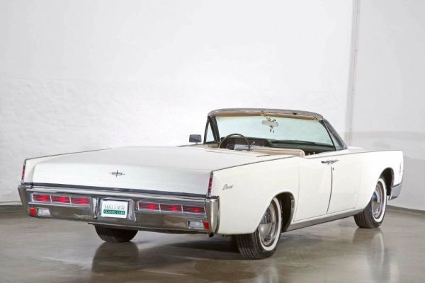 Lincoln Continental Convertible 1966 114886