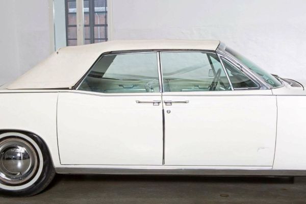 Lincoln Continental Convertible 1966 114889