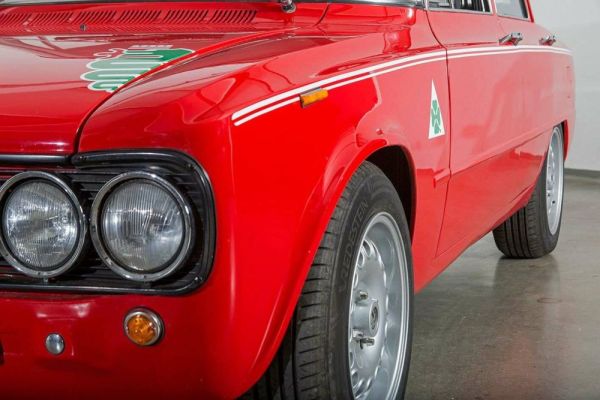 Alfa Romeo Giulia Nuova Super 1600 1978 123712