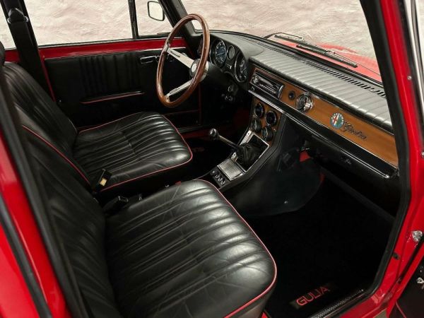 Alfa Romeo Giulia Nuova Super 1600 1978 123718
