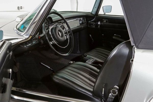 Mercedes-Benz 280 SL 1969 126353