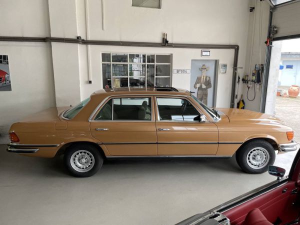 Mercedes-Benz 450 SEL 1975 29096