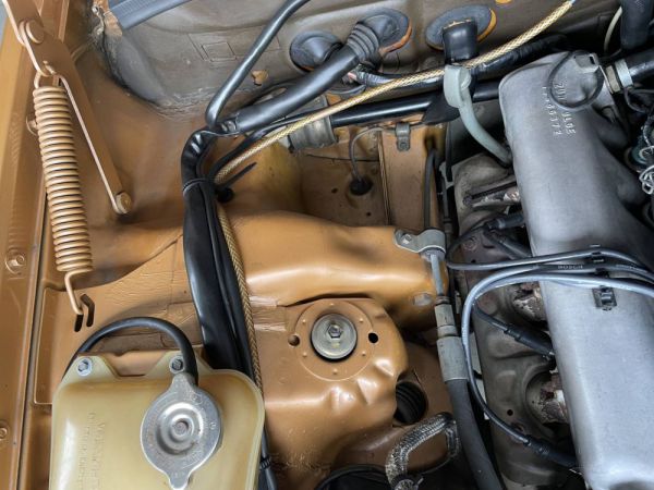 Mercedes-Benz 450 SEL 1975 29107