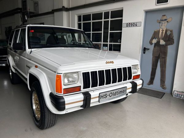 Jeep Cherokee 1989 77837