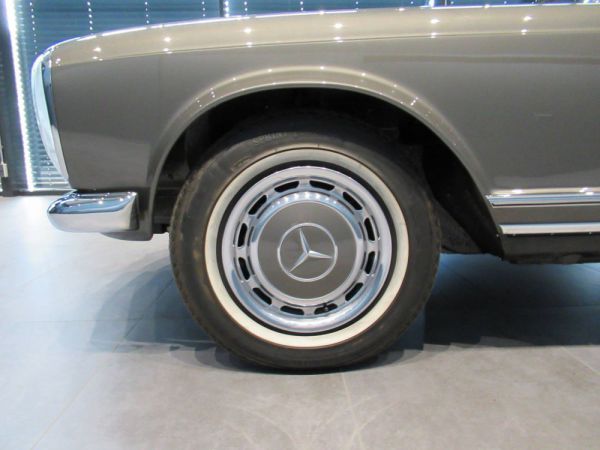Mercedes-Benz 280 SL 1970 25716