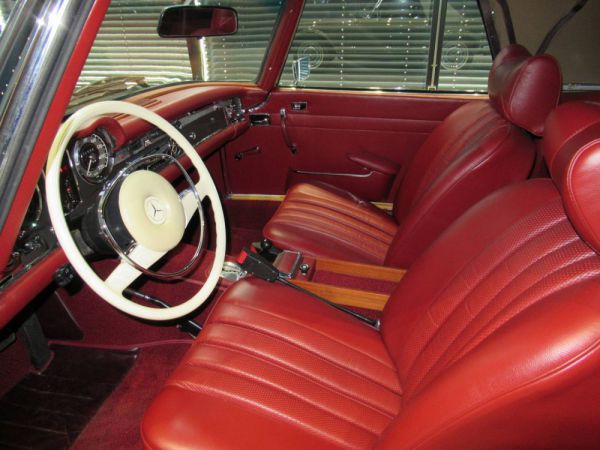 Mercedes-Benz 280 SL 1970 25717