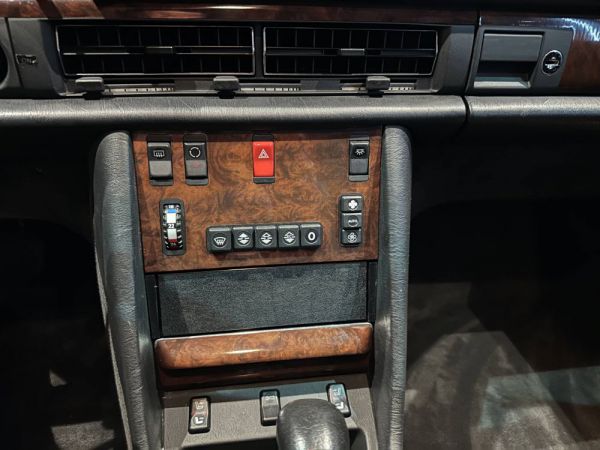 Mercedes-Benz 560 SEL 1988 25737