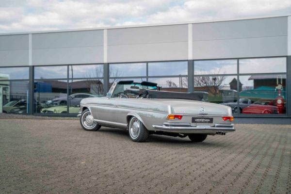 Mercedes-Benz 280 SE 3,5 1969 117122