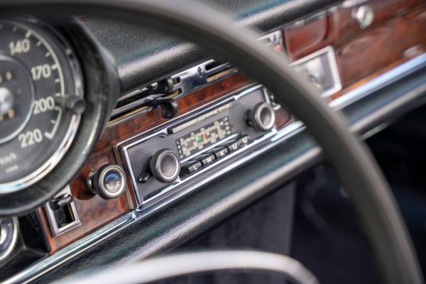 Mercedes-Benz 280 SE 3,5 1969 117126