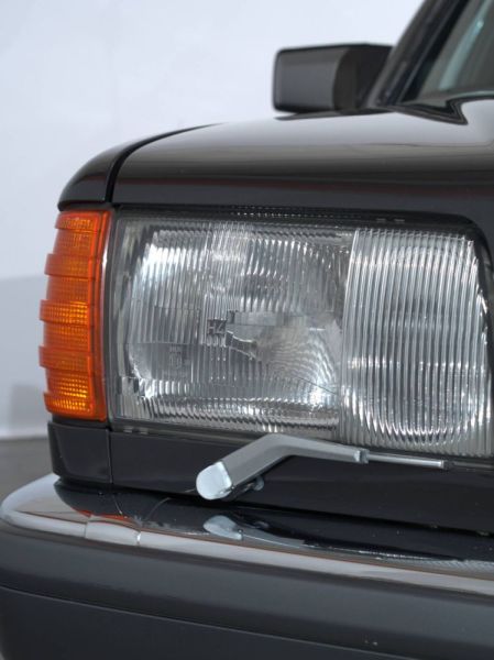 Mercedes-Benz 560 SEL 1988 118550