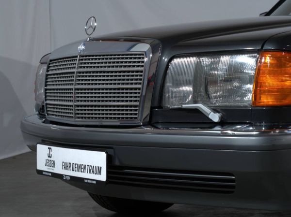 Mercedes-Benz 560 SEL 1988 118554