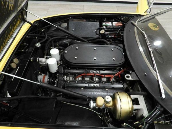 Ferrari 365 GTB/4 Daytona 1974 109263