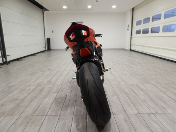 Ducati Panigale V4 R 2022 111575