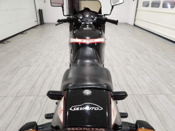 Honda VF 1100 1984 114915