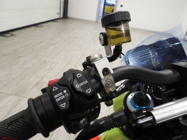 Ducati Streetfighter V4 Lamborghini 2024 114944