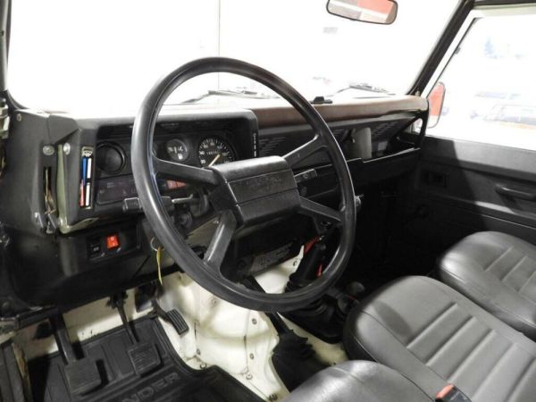 Land Rover 90 1989 126004