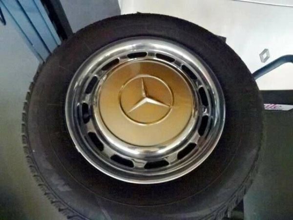 Mercedes-Benz 230 E 1983 106147