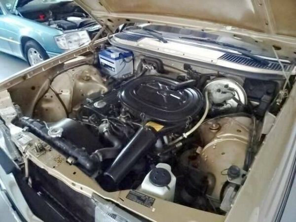 Mercedes-Benz 230 E 1983 106156