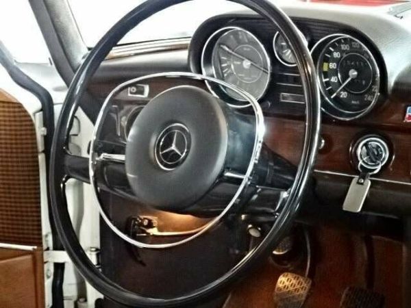 Mercedes-Benz 280 SE 1971 111294