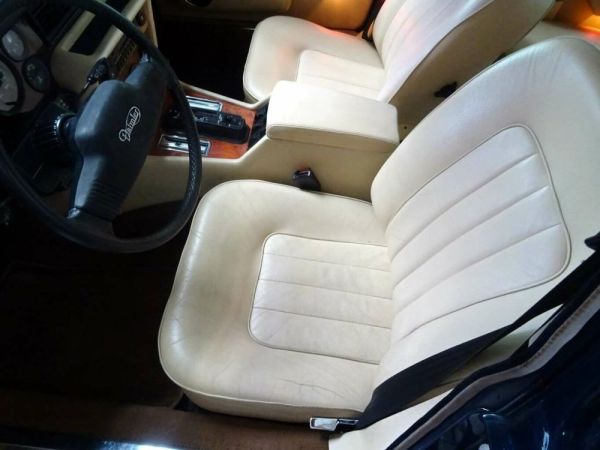 Daimler Double Six 1988 111303