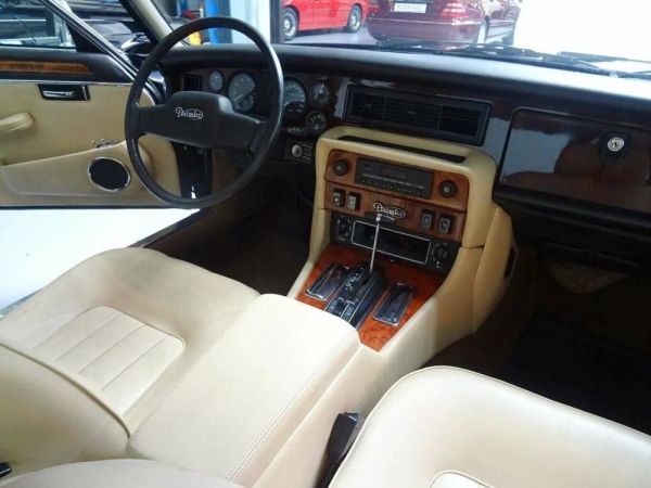 Daimler Double Six 1988 111307
