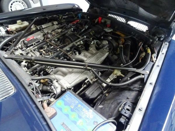 Daimler Double Six 1988 111311