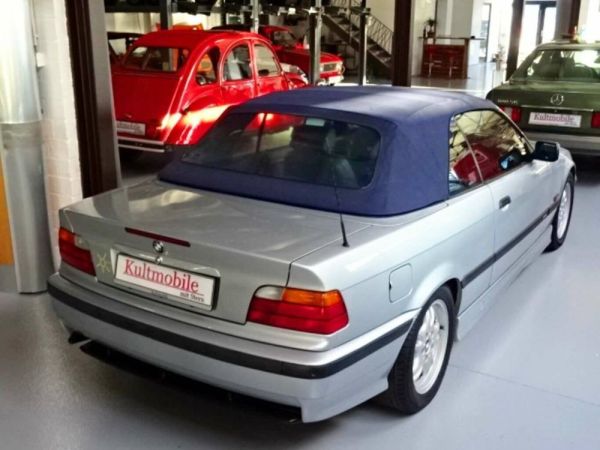 BMW 318i 1996 111313