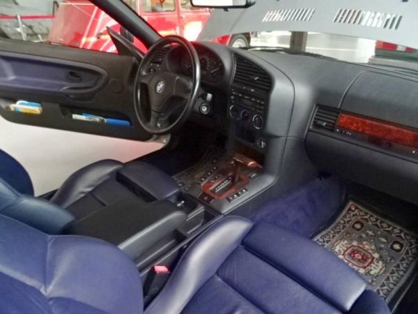 BMW 318i 1996 111322